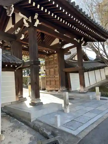 東福禅寺（東福寺）の{uncategorized: "未分類", other: "その他", undefined: "問題あり", building: "その他建物", grave: "お墓", sacred_gate: "鳥居", guardian: "狛犬", statue: "像", buddha: "仏像", history: "歴史", nature: "自然", garden: "庭園", animal: "動物", pagoda: "塔", temizu: "手水舎", mountain_gate: "山門・神門", sanctuary: "本殿・本堂", subordinate: "末社・摂社", art: "芸術", scenery: "景色", jizo: "地蔵", ema: "絵馬", goshuin: "御朱印", omikuji: "おみくじ", items: "授与品その他", amulet: "お守り", goshuincho: "御朱印帳", eats: "食事", festival: "お祭り", votive_dance: "神楽", shichigosan: "七五三参", wedding: "結婚式", experience: "体験その他", initially: "初詣", around: "周辺", anti_infection: "感染症対策"}