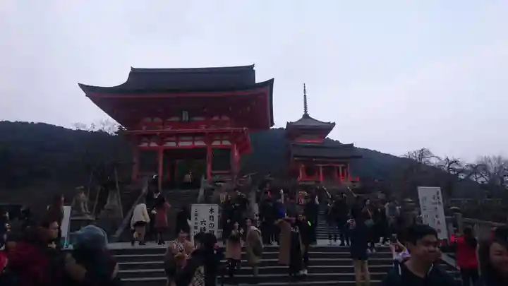 清水寺の山門・神門