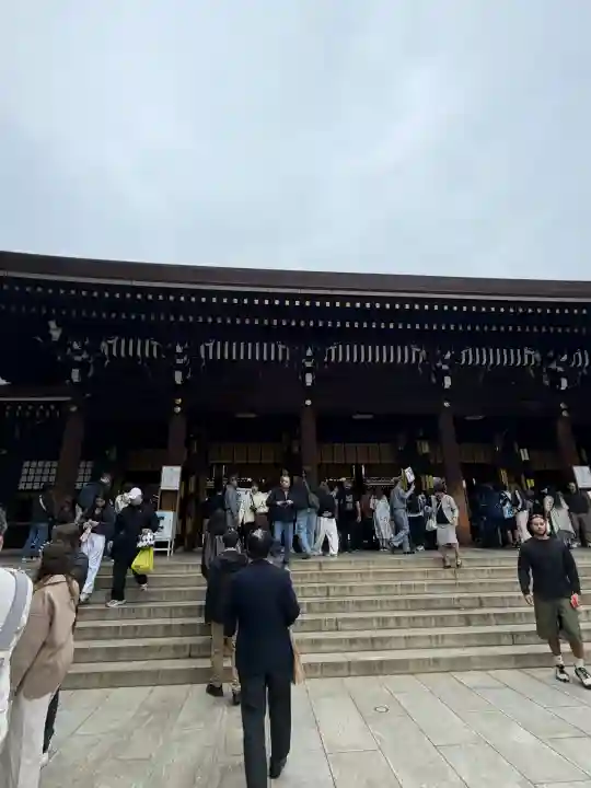 明治神宮の{uncategorized: "未分類", other: "その他", undefined: "問題あり", building: "その他建物", grave: "お墓", sacred_gate: "鳥居", guardian: "狛犬", statue: "像", buddha: "仏像", history: "歴史", nature: "自然", garden: "庭園", animal: "動物", pagoda: "塔", temizu: "手水舎", mountain_gate: "山門・神門", sanctuary: "本殿・本堂", subordinate: "末社・摂社", art: "芸術", scenery: "景色", jizo: "地蔵", ema: "絵馬", goshuin: "御朱印", omikuji: "おみくじ", items: "授与品その他", amulet: "お守り", goshuincho: "御朱印帳", eats: "食事", festival: "お祭り", votive_dance: "神楽", shichigosan: "七五三参", wedding: "結婚式", experience: "体験その他", initially: "初詣", around: "周辺", anti_infection: "感染症対策"}