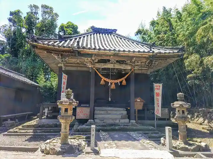 筒島弁財天の本殿・本堂