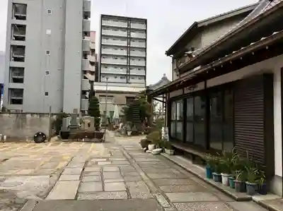 安楽寺の本殿・本堂