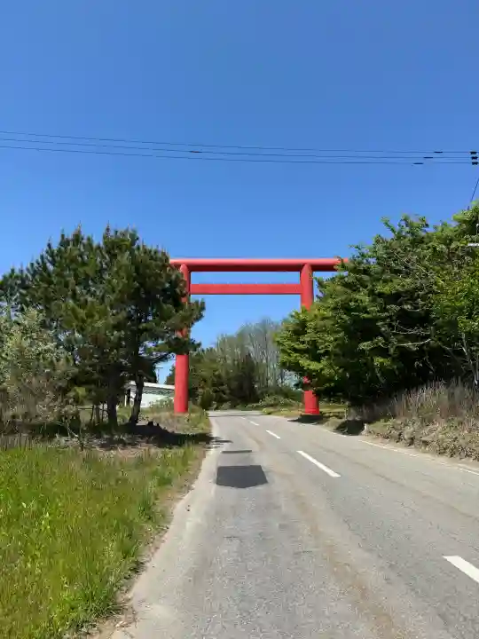 高山稲荷神社の{uncategorized: "未分類", other: "その他", undefined: "問題あり", building: "その他建物", grave: "お墓", sacred_gate: "鳥居", guardian: "狛犬", statue: "像", buddha: "仏像", history: "歴史", nature: "自然", garden: "庭園", animal: "動物", pagoda: "塔", temizu: "手水舎", mountain_gate: "山門・神門", sanctuary: "本殿・本堂", subordinate: "末社・摂社", art: "芸術", scenery: "景色", jizo: "地蔵", ema: "絵馬", goshuin: "御朱印", omikuji: "おみくじ", items: "授与品その他", amulet: "お守り", goshuincho: "御朱印帳", eats: "食事", festival: "お祭り", votive_dance: "神楽", shichigosan: "七五三参", wedding: "結婚式", experience: "体験その他", initially: "初詣", around: "周辺", anti_infection: "感染症対策"}