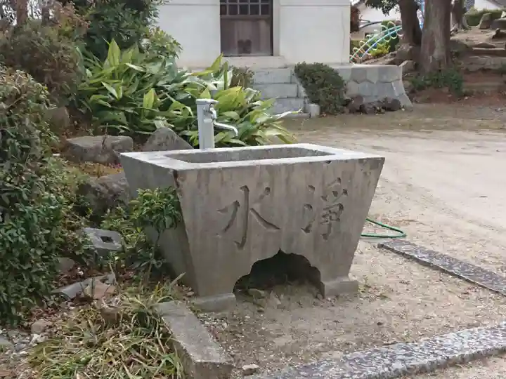 蓮正寺の手水舎