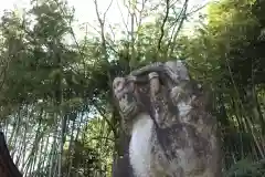 太平山三吉神社総本宮の狛犬