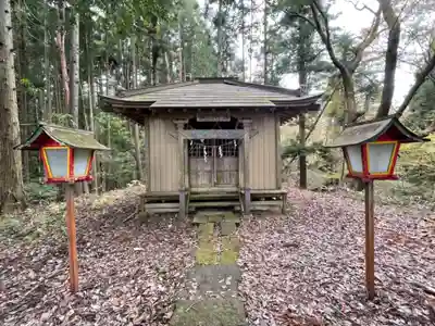 諏訪神社の本殿・本堂