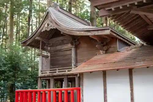 坪沼八幡神社の本殿・本堂