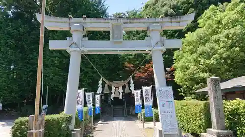 滑川神社 - 仕事と子どもの守り神の鳥居