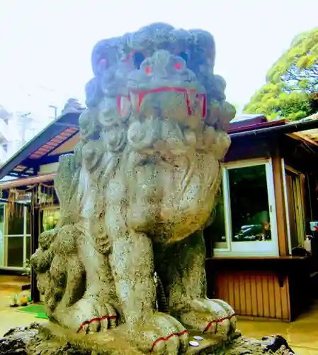 厳島神社（港町弁財天）の狛犬