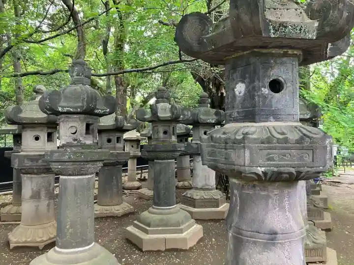 上野東照宮の{uncategorized: "未分類", other: "その他", undefined: "問題あり", building: "その他建物", grave: "お墓", sacred_gate: "鳥居", guardian: "狛犬", statue: "像", buddha: "仏像", history: "歴史", nature: "自然", garden: "庭園", animal: "動物", pagoda: "塔", temizu: "手水舎", mountain_gate: "山門・神門", sanctuary: "本殿・本堂", subordinate: "末社・摂社", art: "芸術", scenery: "景色", jizo: "地蔵", ema: "絵馬", goshuin: "御朱印", omikuji: "おみくじ", items: "授与品その他", amulet: "お守り", goshuincho: "御朱印帳", eats: "食事", festival: "お祭り", votive_dance: "神楽", shichigosan: "七五三参", wedding: "結婚式", experience: "体験その他", initially: "初詣", around: "周辺", anti_infection: "感染症対策"}