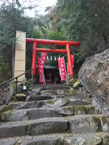 玉簾神社(神奈川県)