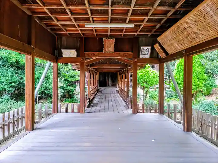 南外山八幡社の本殿・本堂