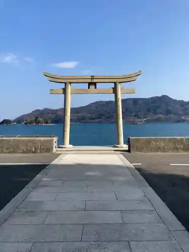 日高神社（日高庄八神社）の鳥居