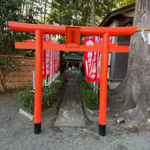 相模国総社六所神社の{uncategorized: "未分類", other: "その他", undefined: "問題あり", building: "その他建物", grave: "お墓", sacred_gate: "鳥居", guardian: "狛犬", statue: "像", buddha: "仏像", history: "歴史", nature: "自然", garden: "庭園", animal: "動物", pagoda: "塔", temizu: "手水舎", mountain_gate: "山門・神門", sanctuary: "本殿・本堂", subordinate: "末社・摂社", art: "芸術", scenery: "景色", jizo: "地蔵", ema: "絵馬", goshuin: "御朱印", omikuji: "おみくじ", items: "授与品その他", amulet: "お守り", goshuincho: "御朱印帳", eats: "食事", festival: "お祭り", votive_dance: "神楽", shichigosan: "七五三参", wedding: "結婚式", experience: "体験その他", initially: "初詣", around: "周辺", anti_infection: "感染症対策"}
