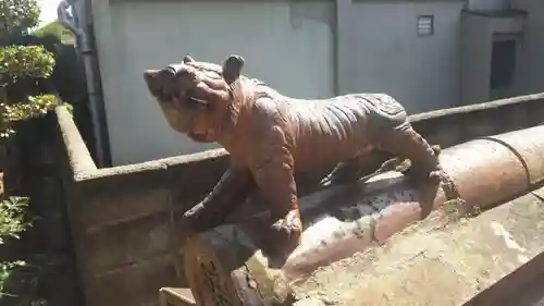 天津神社の狛犬