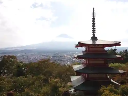 新倉富士浅間神社(山梨県)