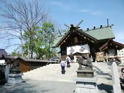 札幌諏訪神社の本殿・本堂