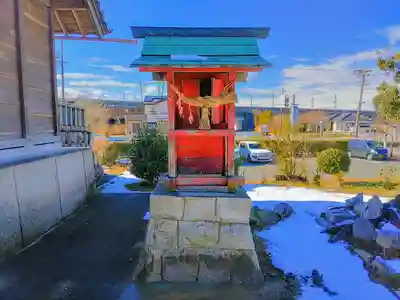 白山社(萩原町高松)の末社・摂社