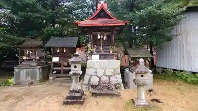 若宮八幡神社の末社・摂社