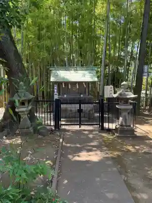 鳩森八幡神社の{uncategorized: "未分類", other: "その他", undefined: "問題あり", building: "その他建物", grave: "お墓", sacred_gate: "鳥居", guardian: "狛犬", statue: "像", buddha: "仏像", history: "歴史", nature: "自然", garden: "庭園", animal: "動物", pagoda: "塔", temizu: "手水舎", mountain_gate: "山門・神門", sanctuary: "本殿・本堂", subordinate: "末社・摂社", art: "芸術", scenery: "景色", jizo: "地蔵", ema: "絵馬", goshuin: "御朱印", omikuji: "おみくじ", items: "授与品その他", amulet: "お守り", goshuincho: "御朱印帳", eats: "食事", festival: "お祭り", votive_dance: "神楽", shichigosan: "七五三参", wedding: "結婚式", experience: "体験その他", initially: "初詣", around: "周辺", anti_infection: "感染症対策"}