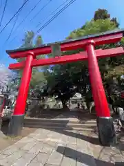 一瓶塚稲荷神社の鳥居