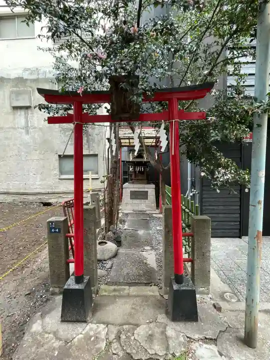 善処稲荷大明神の{uncategorized: "未分類", other: "その他", undefined: "問題あり", building: "その他建物", grave: "お墓", sacred_gate: "鳥居", guardian: "狛犬", statue: "像", buddha: "仏像", history: "歴史", nature: "自然", garden: "庭園", animal: "動物", pagoda: "塔", temizu: "手水舎", mountain_gate: "山門・神門", sanctuary: "本殿・本堂", subordinate: "末社・摂社", art: "芸術", scenery: "景色", jizo: "地蔵", ema: "絵馬", goshuin: "御朱印", omikuji: "おみくじ", items: "授与品その他", amulet: "お守り", goshuincho: "御朱印帳", eats: "食事", festival: "お祭り", votive_dance: "神楽", shichigosan: "七五三参", wedding: "結婚式", experience: "体験その他", initially: "初詣", around: "周辺", anti_infection: "感染症対策"}