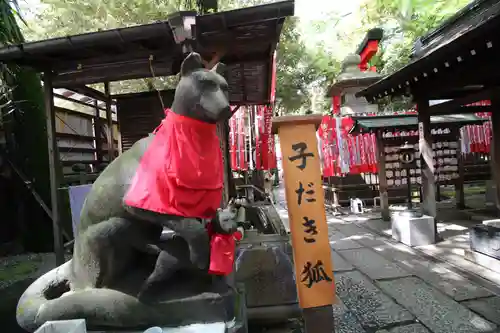 豊川稲荷東京別院の狛犬