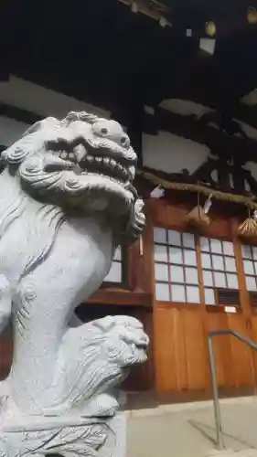 稲葉神社の狛犬