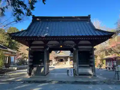 冨士御室浅間神社の山門・神門