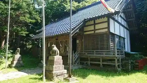 住三吉神社の本殿