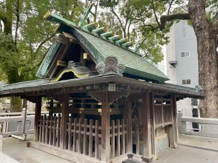 熊野神社の{uncategorized: "未分類", other: "その他", undefined: "問題あり", building: "その他建物", grave: "お墓", sacred_gate: "鳥居", guardian: "狛犬", statue: "像", buddha: "仏像", history: "歴史", nature: "自然", garden: "庭園", animal: "動物", pagoda: "塔", temizu: "手水舎", mountain_gate: "山門・神門", sanctuary: "本殿・本堂", subordinate: "末社・摂社", art: "芸術", scenery: "景色", jizo: "地蔵", ema: "絵馬", goshuin: "御朱印", omikuji: "おみくじ", items: "授与品その他", amulet: "お守り", goshuincho: "御朱印帳", eats: "食事", festival: "お祭り", votive_dance: "神楽", shichigosan: "七五三参", wedding: "結婚式", experience: "体験その他", initially: "初詣", around: "周辺", anti_infection: "感染症対策"}