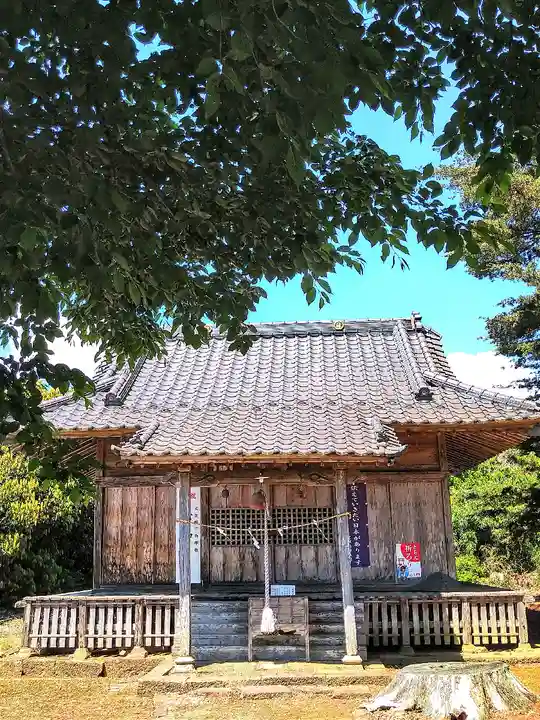 八幡神社の本殿・本堂