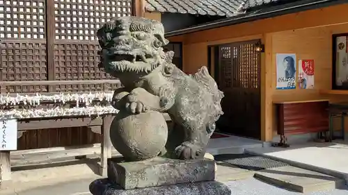 金富神社の狛犬