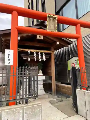 津島神社の鳥居