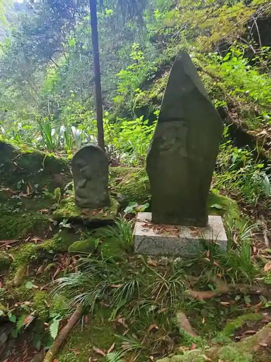 秩父札所三十二番 法性寺の仏像