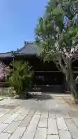 光明寺の{uncategorized: "未分類", other: "その他", undefined: "問題あり", building: "その他建物", grave: "お墓", sacred_gate: "鳥居", guardian: "狛犬", statue: "像", buddha: "仏像", history: "歴史", nature: "自然", garden: "庭園", animal: "動物", pagoda: "塔", temizu: "手水舎", mountain_gate: "山門・神門", sanctuary: "本殿・本堂", subordinate: "末社・摂社", art: "芸術", scenery: "景色", jizo: "地蔵", ema: "絵馬", goshuin: "御朱印", omikuji: "おみくじ", items: "授与品その他", amulet: "お守り", goshuincho: "御朱印帳", eats: "食事", festival: "お祭り", votive_dance: "神楽", shichigosan: "七五三参", wedding: "結婚式", experience: "体験その他", initially: "初詣", around: "周辺", anti_infection: "感染症対策"}
