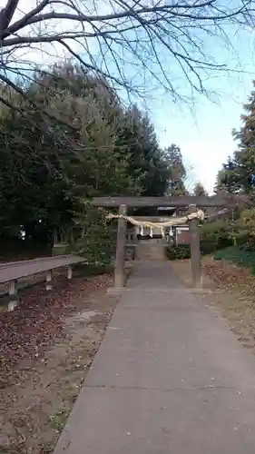 井出上神社の鳥居