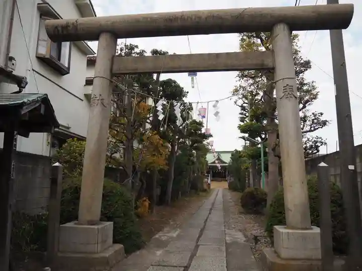 白髭神社の鳥居