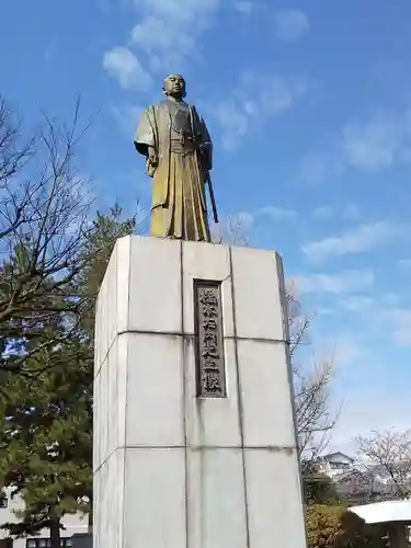 妙経寺の像