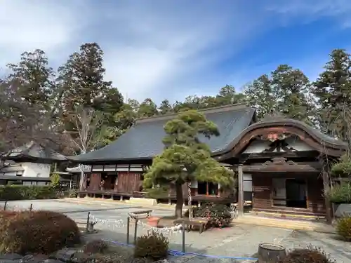 放光寺の本殿・本堂