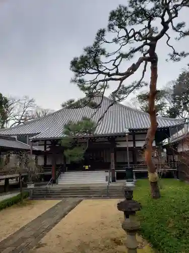 妙法寺の本殿・本堂