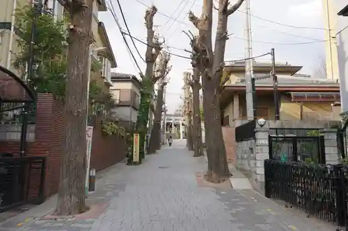 鳩ヶ谷氷川神社の周辺