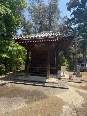 東大寺 行基堂の{uncategorized: "未分類", other: "その他", undefined: "問題あり", building: "その他建物", grave: "お墓", sacred_gate: "鳥居", guardian: "狛犬", statue: "像", buddha: "仏像", history: "歴史", nature: "自然", garden: "庭園", animal: "動物", pagoda: "塔", temizu: "手水舎", mountain_gate: "山門・神門", sanctuary: "本殿・本堂", subordinate: "末社・摂社", art: "芸術", scenery: "景色", jizo: "地蔵", ema: "絵馬", goshuin: "御朱印", omikuji: "おみくじ", items: "授与品その他", amulet: "お守り", goshuincho: "御朱印帳", eats: "食事", festival: "お祭り", votive_dance: "神楽", shichigosan: "七五三参", wedding: "結婚式", experience: "体験その他", initially: "初詣", around: "周辺", anti_infection: "感染症対策"}