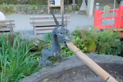 天河大辨財天社の手水舎