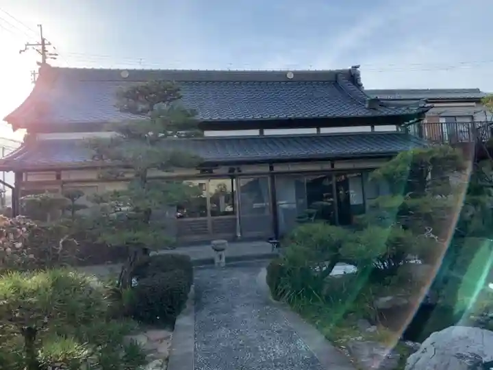 久桂寺の本殿・本堂