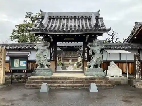 龍潭寺の山門・神門