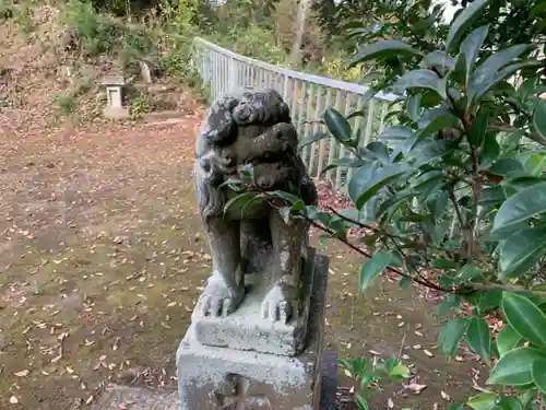 根元神社の狛犬