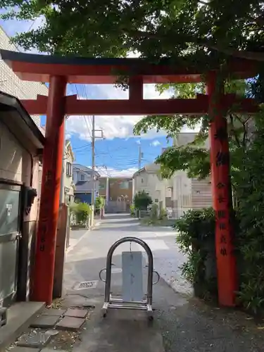 鵠沼伏見稲荷神社の鳥居