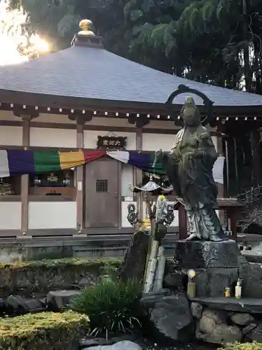 金乗院放光寺の本殿・本堂