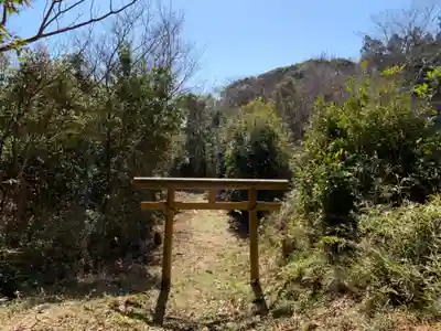 神社(名称不明)の鳥居