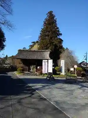 塩船観音寺の山門・神門